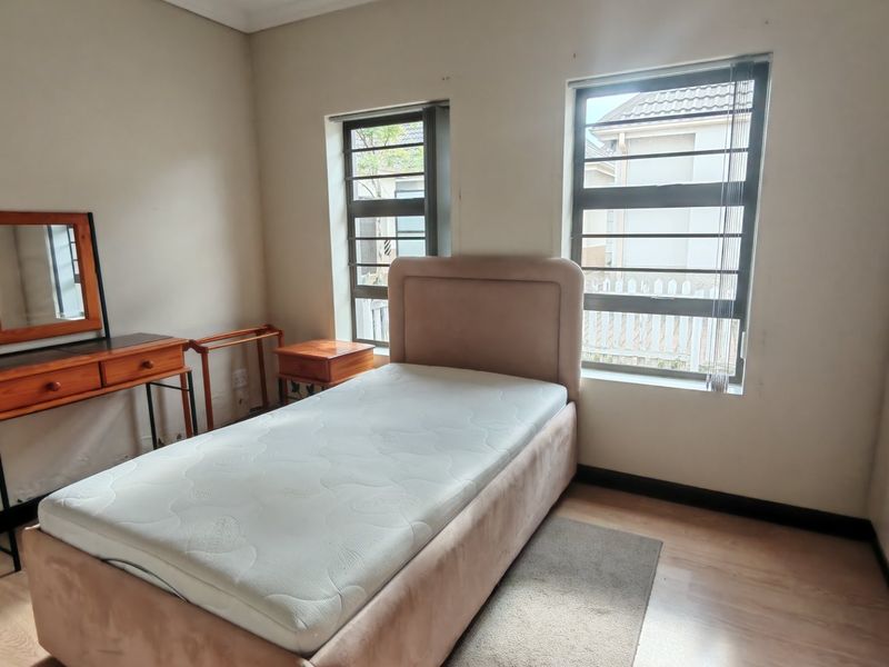 2-Bedroom Apartment in Retirement Estate, Blue Mountain Village - Photo 8