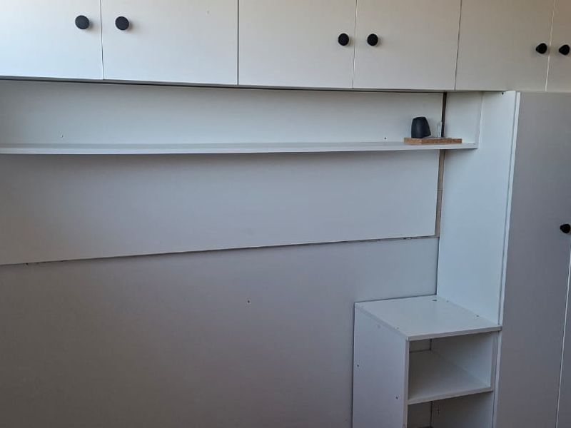 Sunny open plan flat in Southernwood  - Photo 7