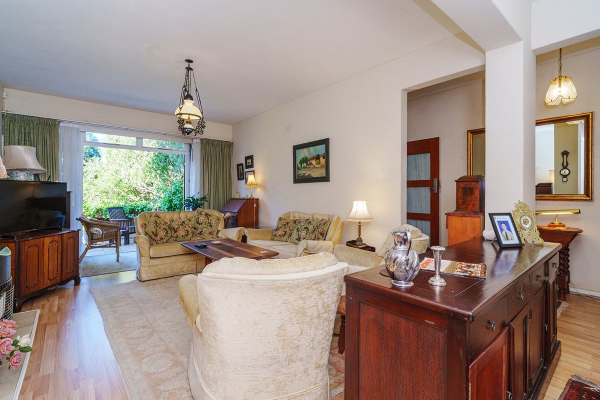 A Spacious Garden Apartment That Lives Like a House - Photo 2