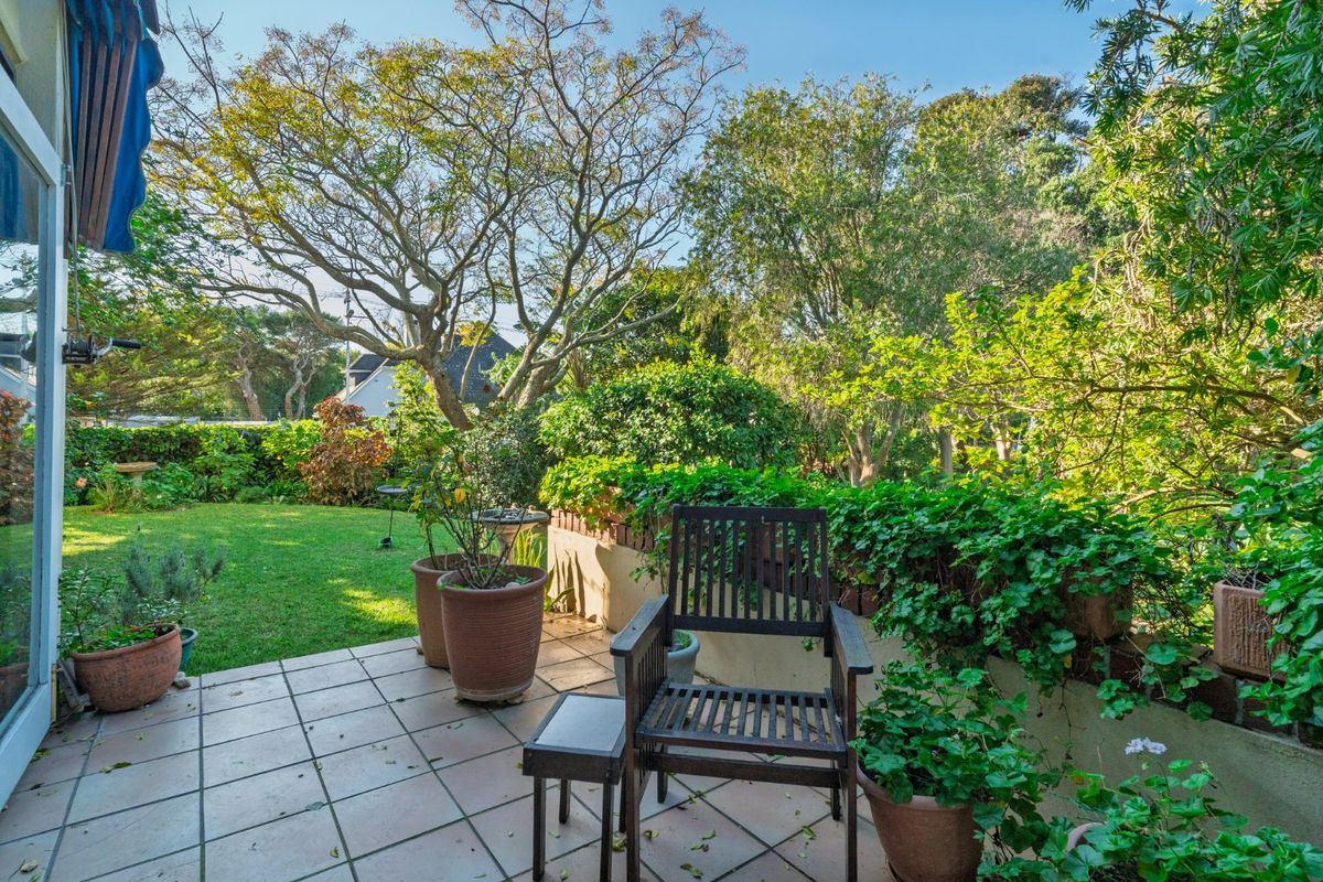 A Spacious Garden Apartment That Lives Like a House - Photo 5