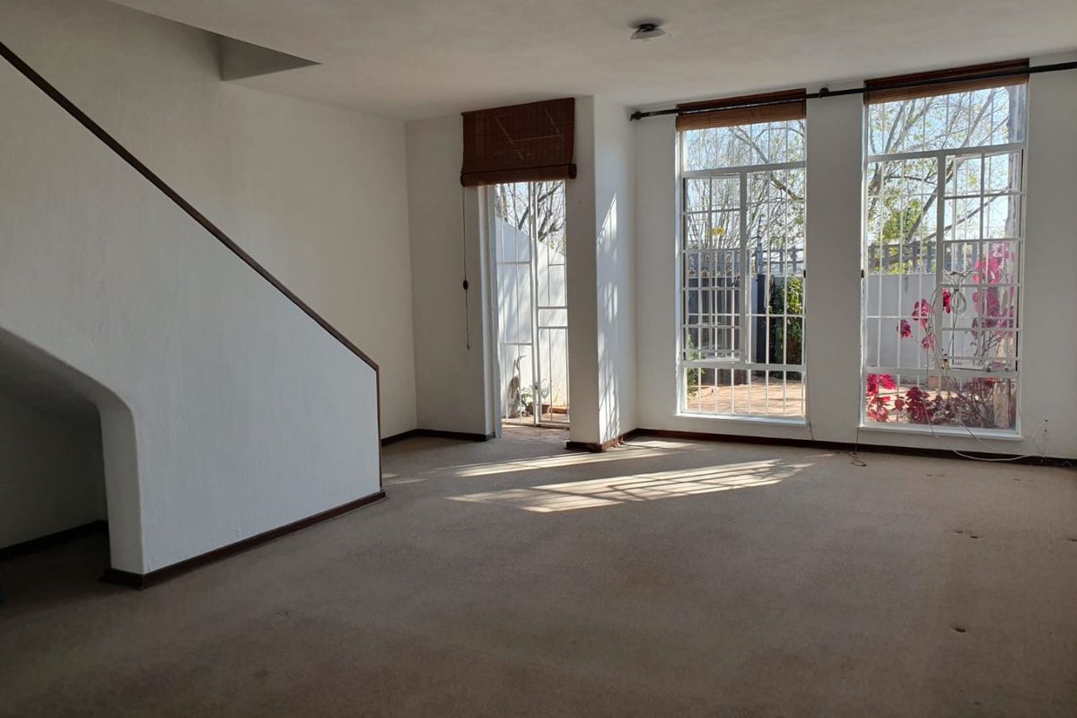 Comfortable, secure duplex with private garden in Edenvale.  - Photo 3