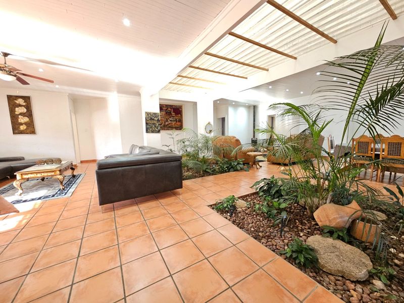 Stunning Modern Home with Exceptional Solar System  - Photo 3
