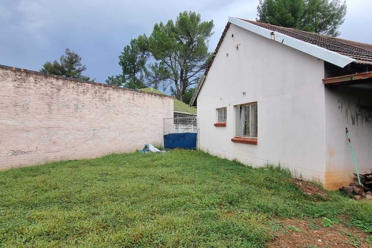 3 Bedroom House for sale in Stilfontein - Photo 5