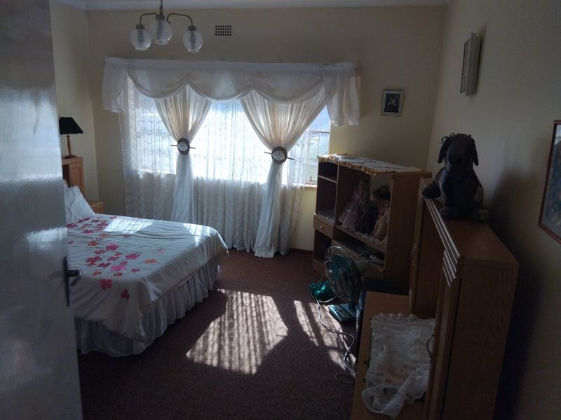 4 Bedroom house for Sale in Stilontein - Photo 10