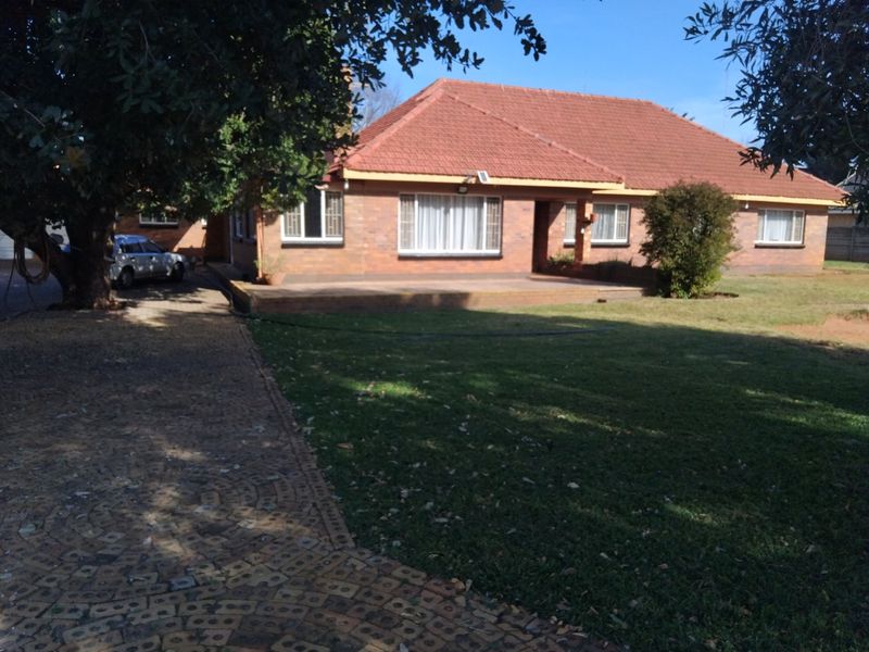 4 Bedroom house for Sale in Stilontein - Photo 5