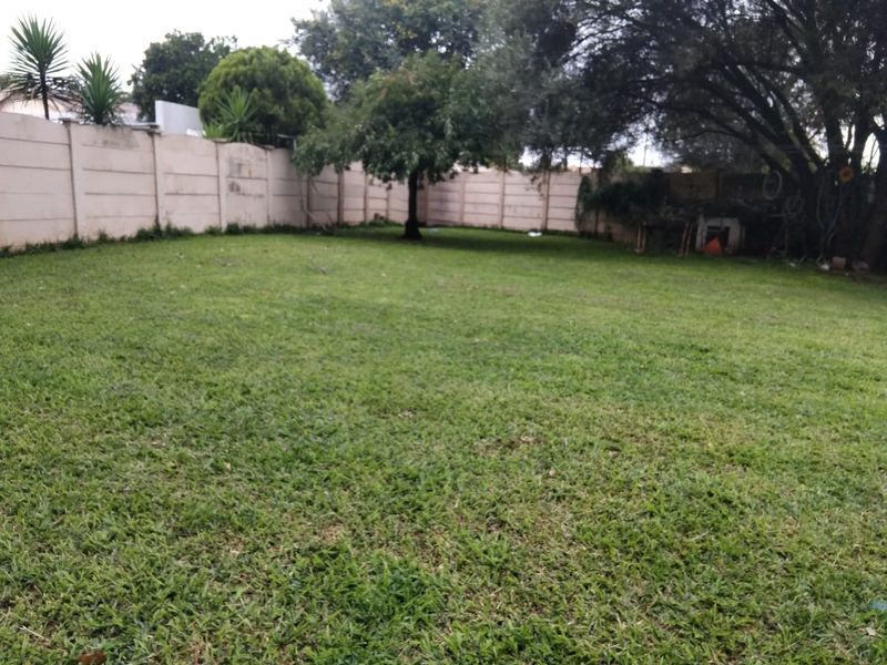 3 Bedroom House for Sale in Stilfontein - Photo 7