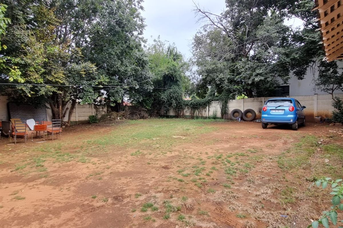3 Bedroom House for Sale in Stilfontein - Photo 3