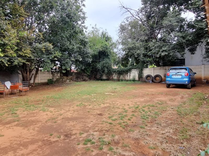 3 Bedroom House for Sale in Stilfontein - Photo 3