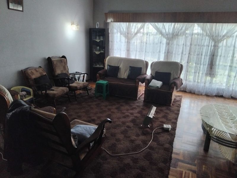 3 Bedroom Home with Braai and Secure Garden - Photo 5