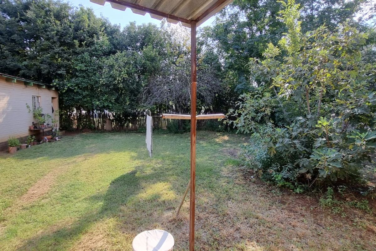 3 bedroom house for sale in Stilfontein - Photo 5