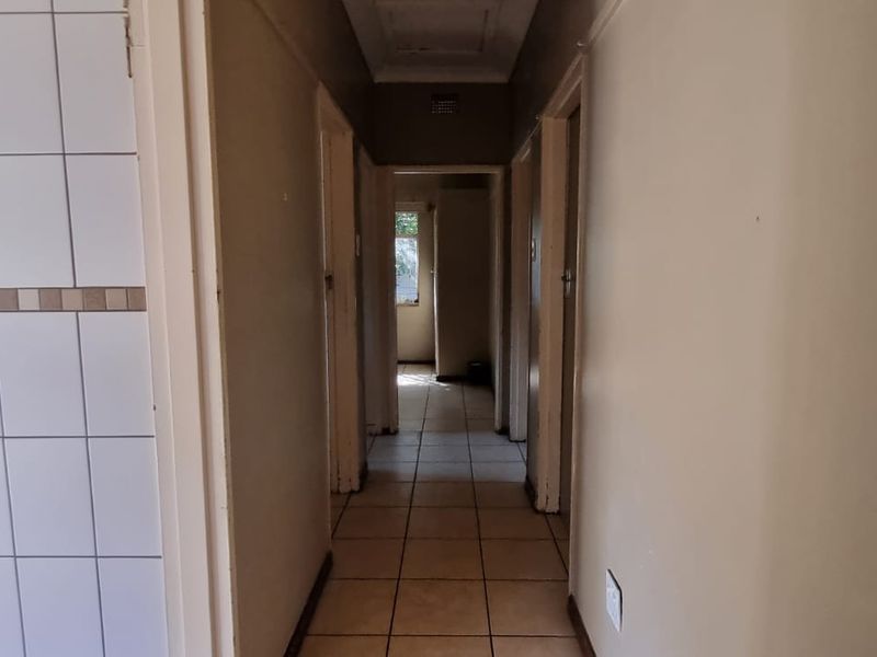 3 bedroom house for sale in Stilfontein - Photo 10