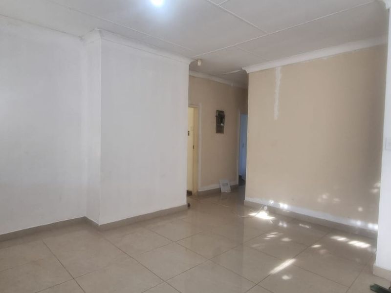 3 Bedroom House for Sale in Stilfontein - Photo 9