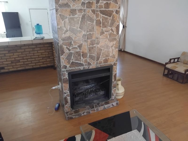 Charming Stilfontein Home  - Photo 6