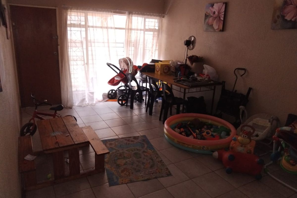 2 bedroom Flat in Meiringspark for sale - Photo 3