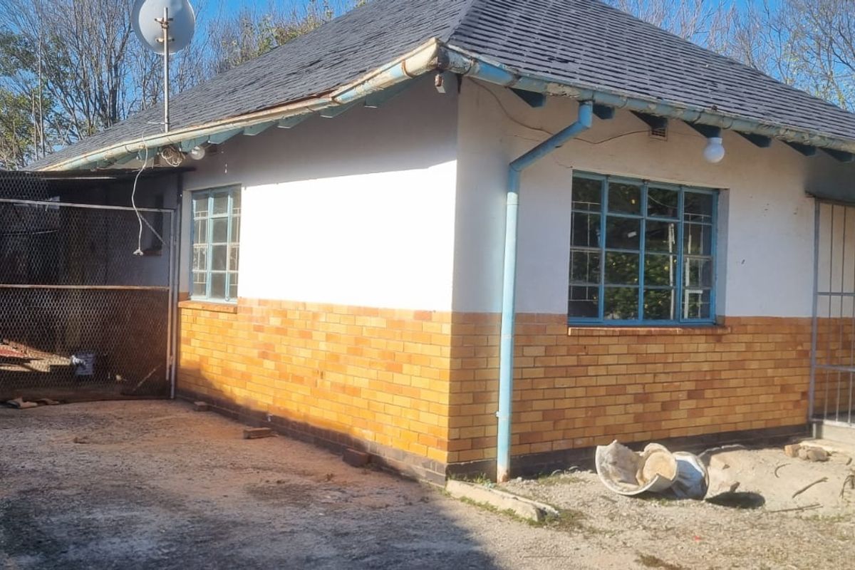 3 Bedroom House for Sale in Stilfontein EXT 3 - Photo 3