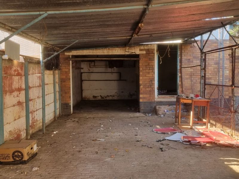 3 Bedroom House for Sale in Stilfontein EXT 3 - Photo 5