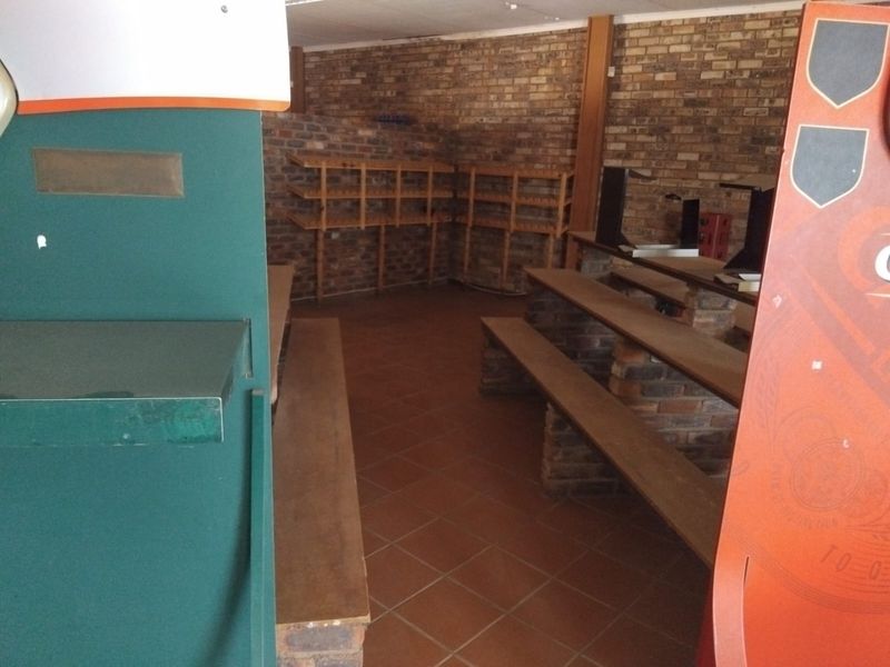 Commercial erf & building for sale in La Hoff - Photo 8