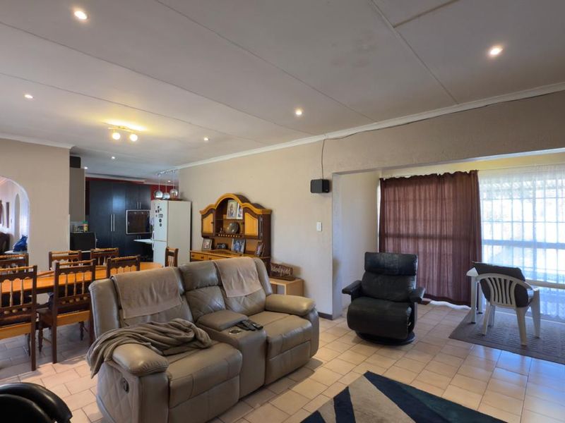 Spacious Stilfontein Home with Pool and Braai - Photo 7
