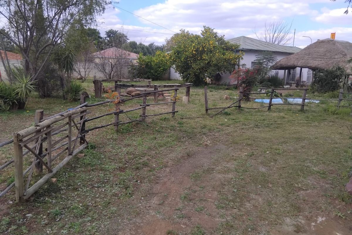 Prime Main Road Property with Endless Possibilities - Photo 3