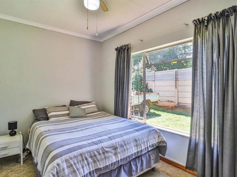WHEN LOCATION AND AMPLE SPACE MATTERS... - Photo 5