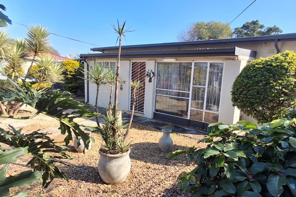 BEAUTIFUL 2 BED HOUSE WITH POOL FOR SALE - Photo 3