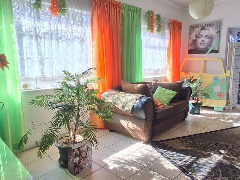 BEAUTIFUL 2 BED HOUSE WITH POOL FOR SALE - Photo 4