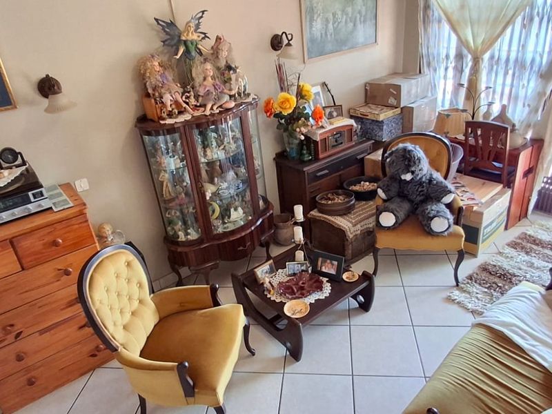 BEAUTIFUL HOUSE WITH FLAT FOR SALE - Photo 9