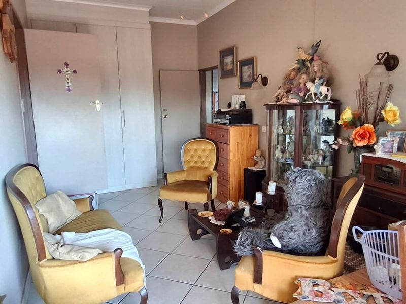 BEAUTIFUL HOUSE WITH FLAT FOR SALE - Photo 7