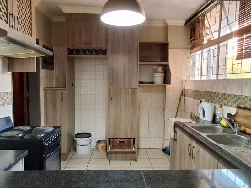 NEAT 2.5 FLAT FOR SALE SONNEKANT  - Photo 5