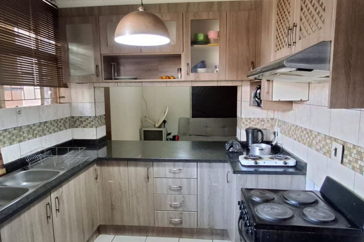 NEAT 2.5 FLAT FOR SALE SONNEKANT  - Photo 3