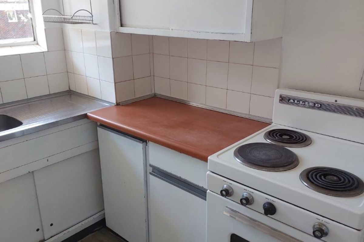 NEAT FLAT FOR SALE SUN VILLA - Photo 5