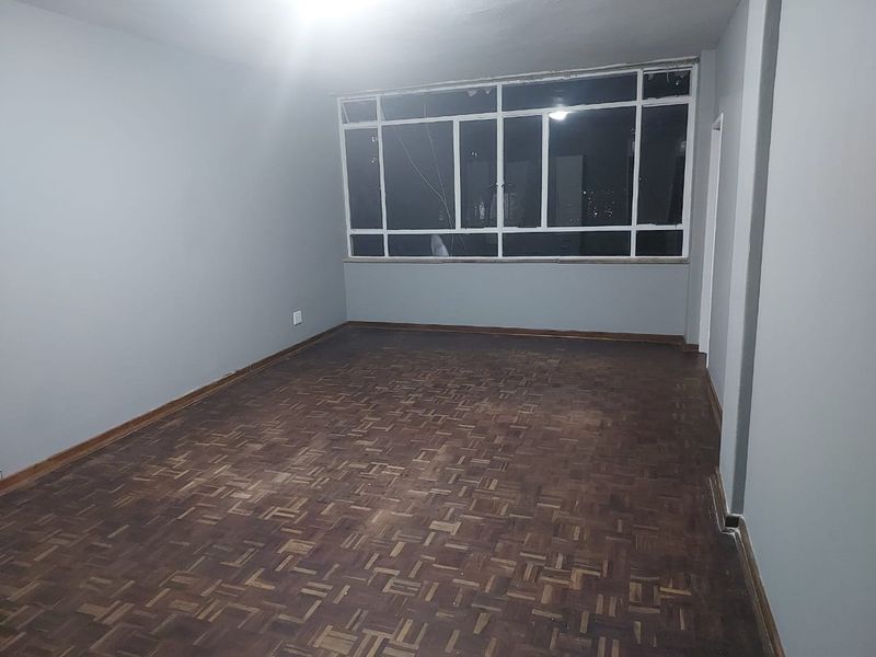 NEWLY RENOVATED FLAT SUNFIELD  - Photo 9