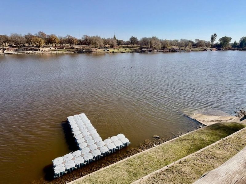 Full title, fully developed farm section right on the banks of the Vaal River  - Photo 7