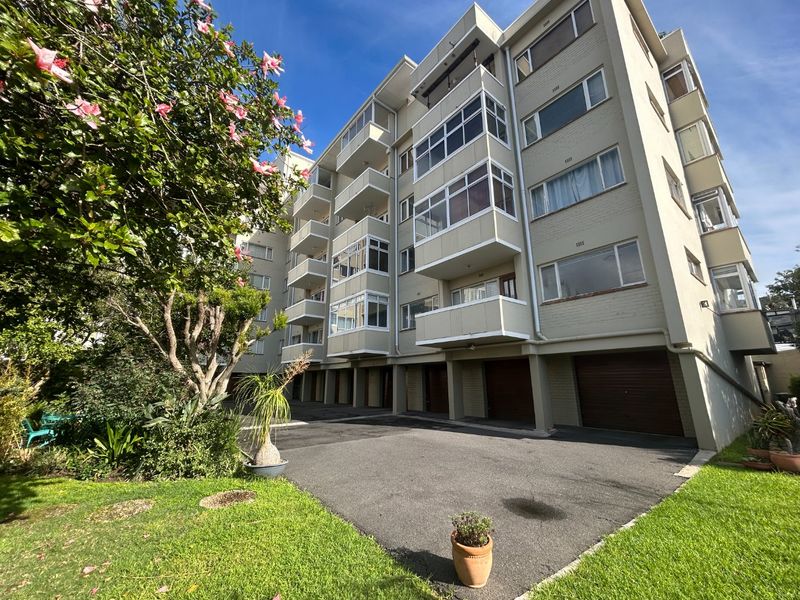 San Bernado top floor apartment  - Photo 2