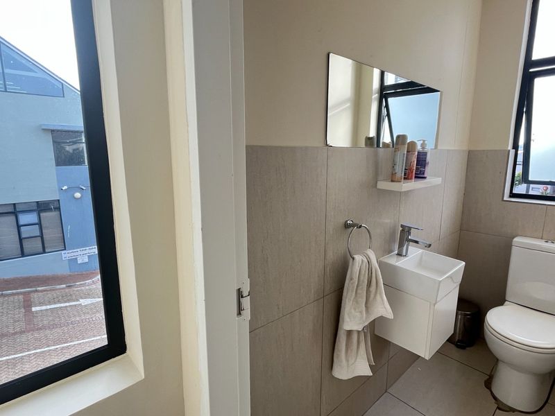 Furnished office in the most sought after node within Century City - Photo 9