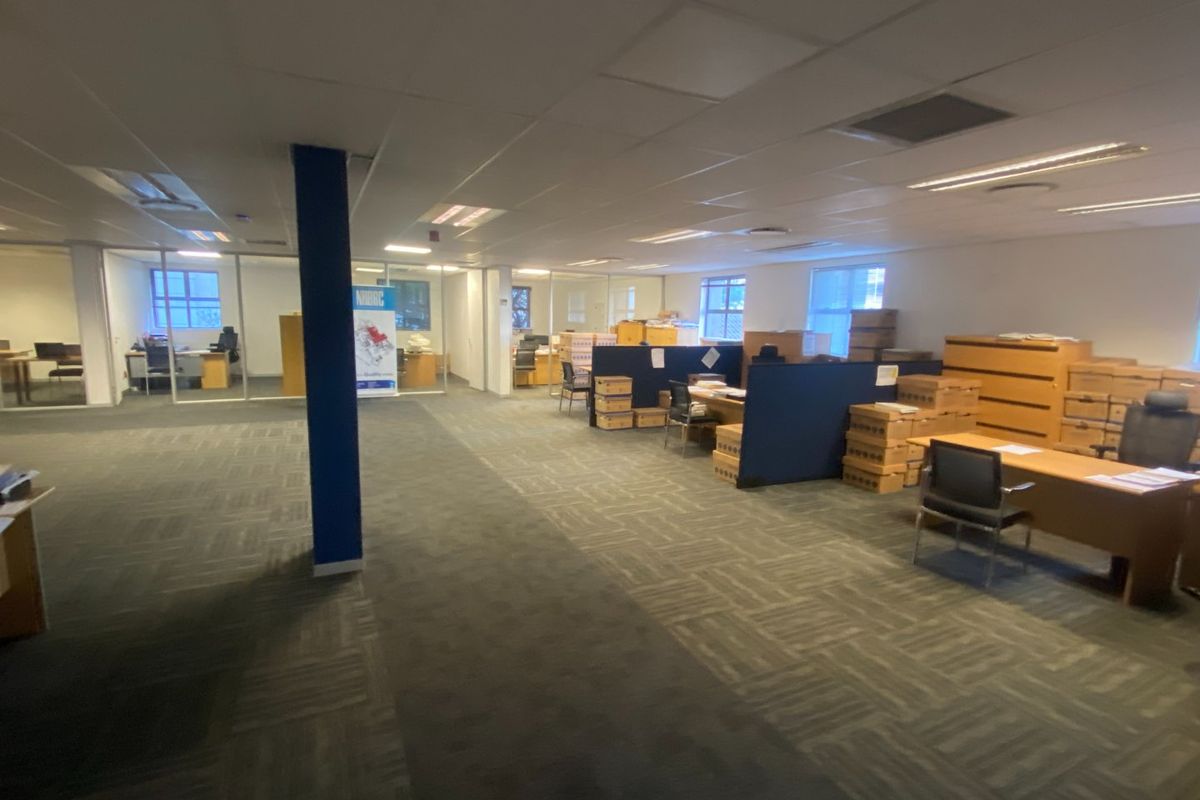 1194m2 Premium Space to Let  - Photo 5