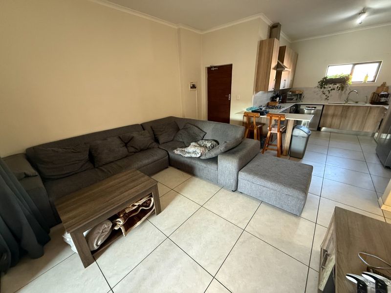 Sought After Apartment in Hereford Estate! - Photo 5