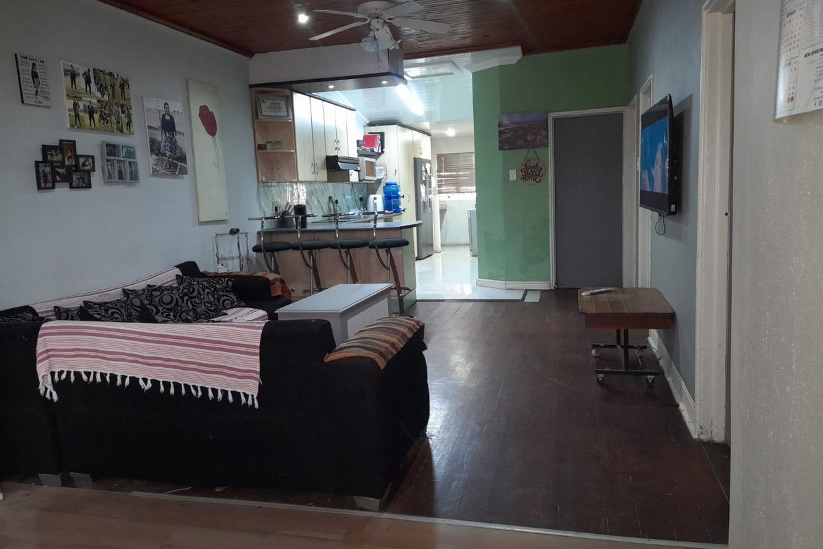 3 Bedroom Family Home + possible Income Potential in Kensington - Photo 2