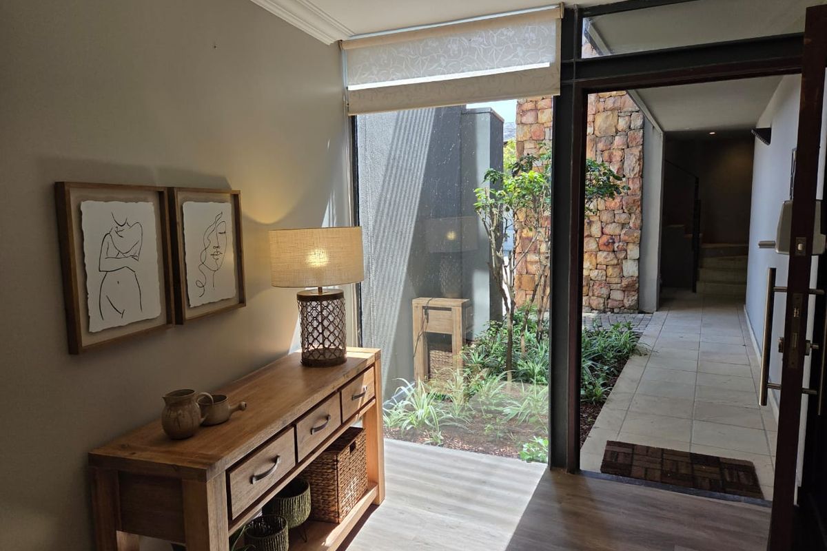 Fully Furnished Ground Floor Apartment for Sale in Oubaai Golf Estate - Photo 2