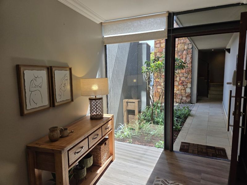 Fully Furnished Ground Floor Apartment for Sale in Oubaai Golf Estate - Photo 2