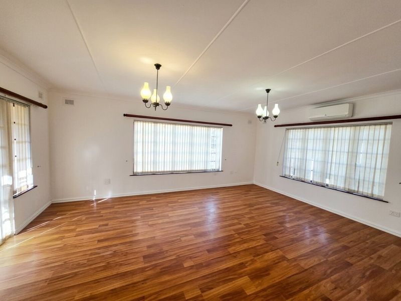 Coastal Comfort for the Whole Family - Photo 4