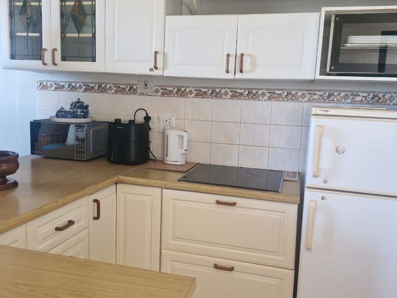 FLAT FOR SALE - Photo 8