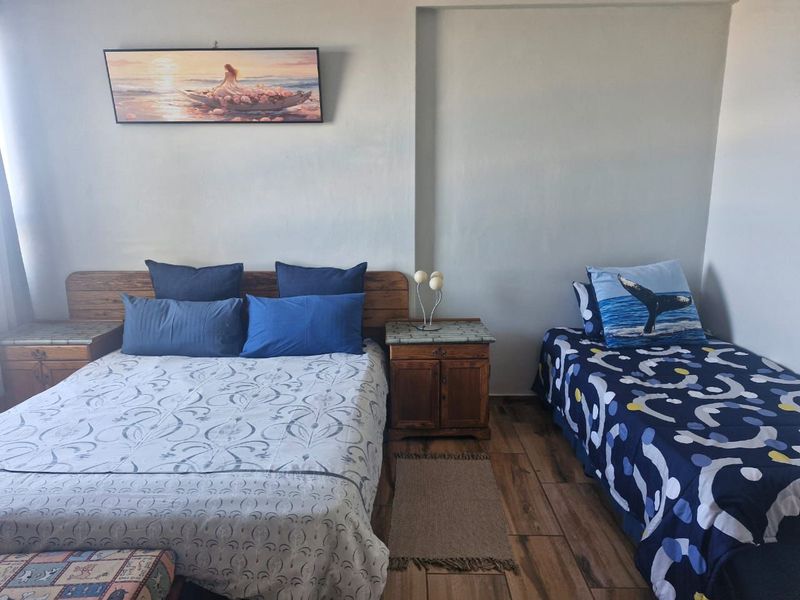 FLAT FOR SALE - Photo 5