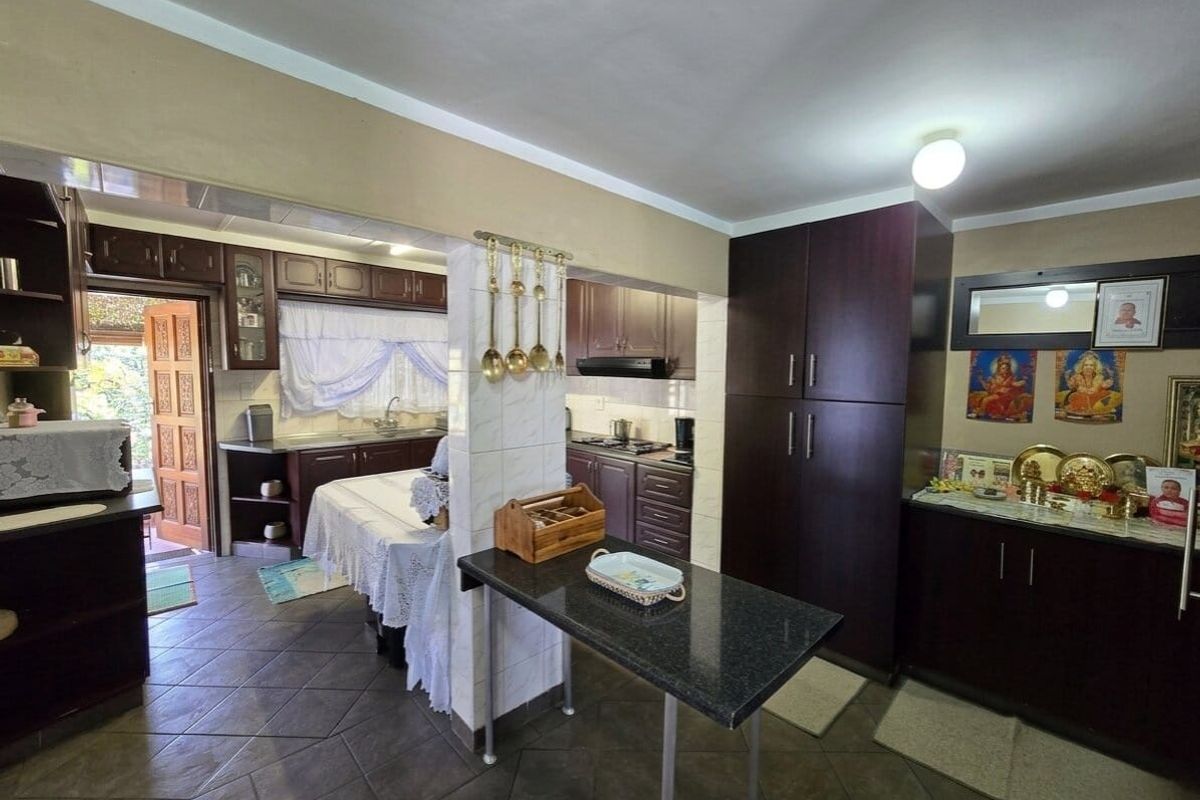 Well-Kept Family Home in Glenhills, Stanger - Photo 5