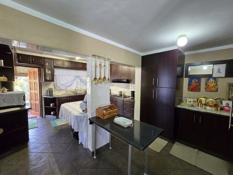 Well-Kept Family Home in Glenhills, Stanger - Photo 5