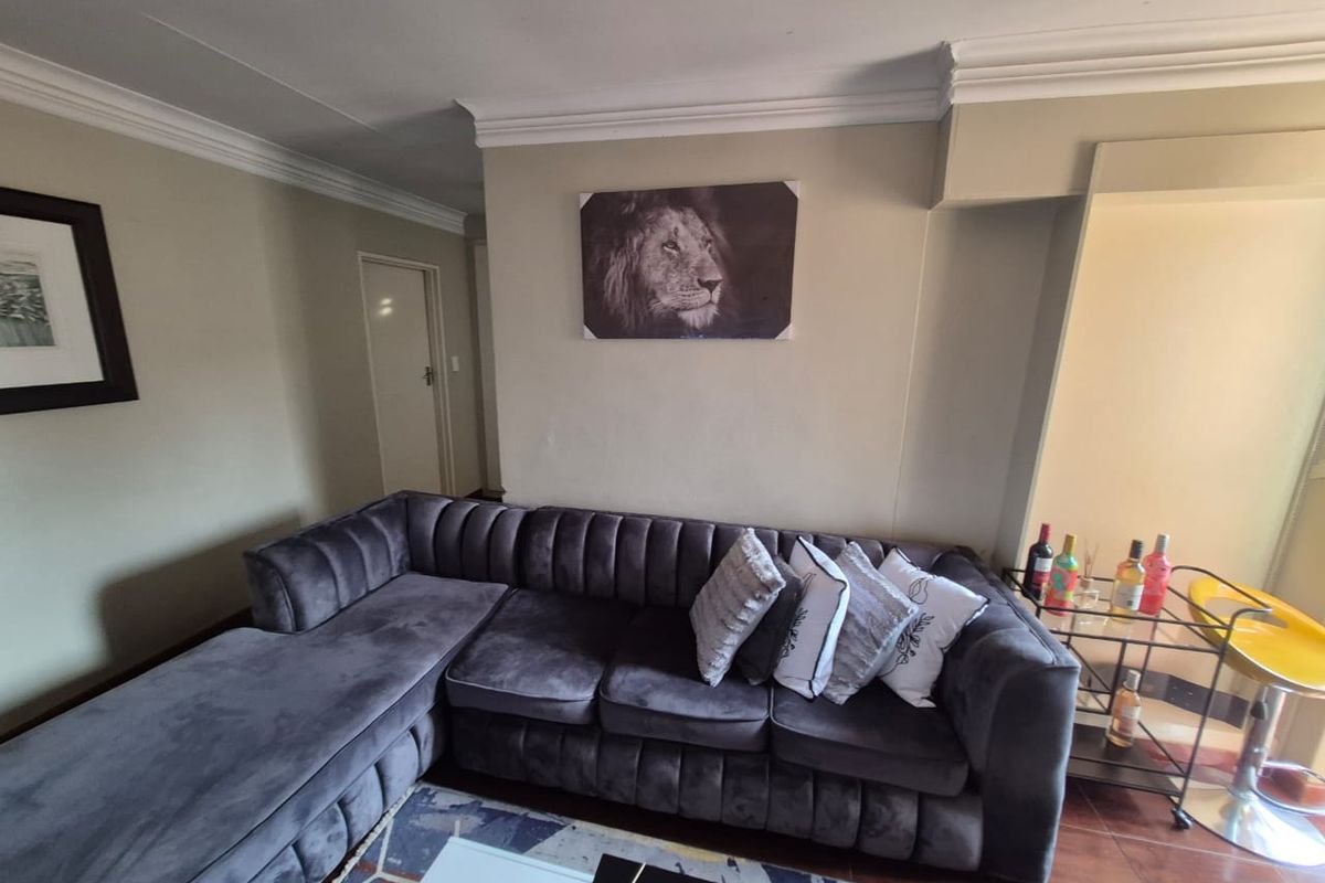 Modern One-Bedroom Flat in Silverlakes – Perfect for Young Professionals - Avail 1 June - Photo 3