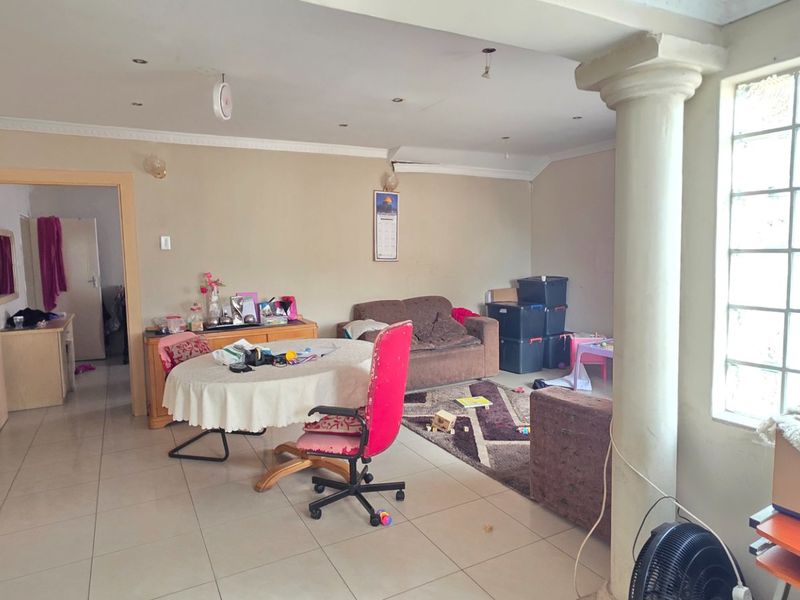 Income-Producing Opportunity with Exceptional Potential - Photo 4