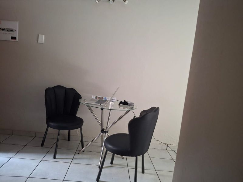 2 BED 2 BATH DUPLEX FOR SALE - CRYSTAL PARK - Photo 8