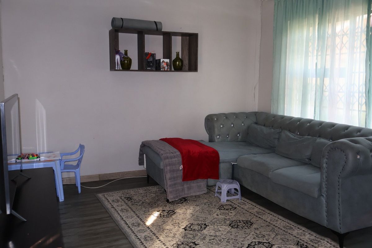 Neat & Secure 3-Bedroom Home To Rent in Bisho - Photo 5