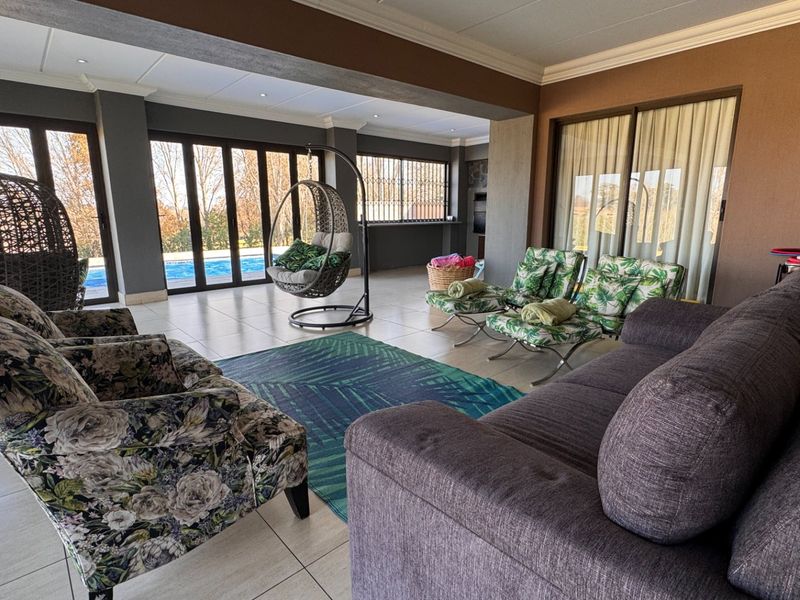 Impressive Luxury Off-the-Grid Estate Living at its Finest in Three Rivers East - Photo 10